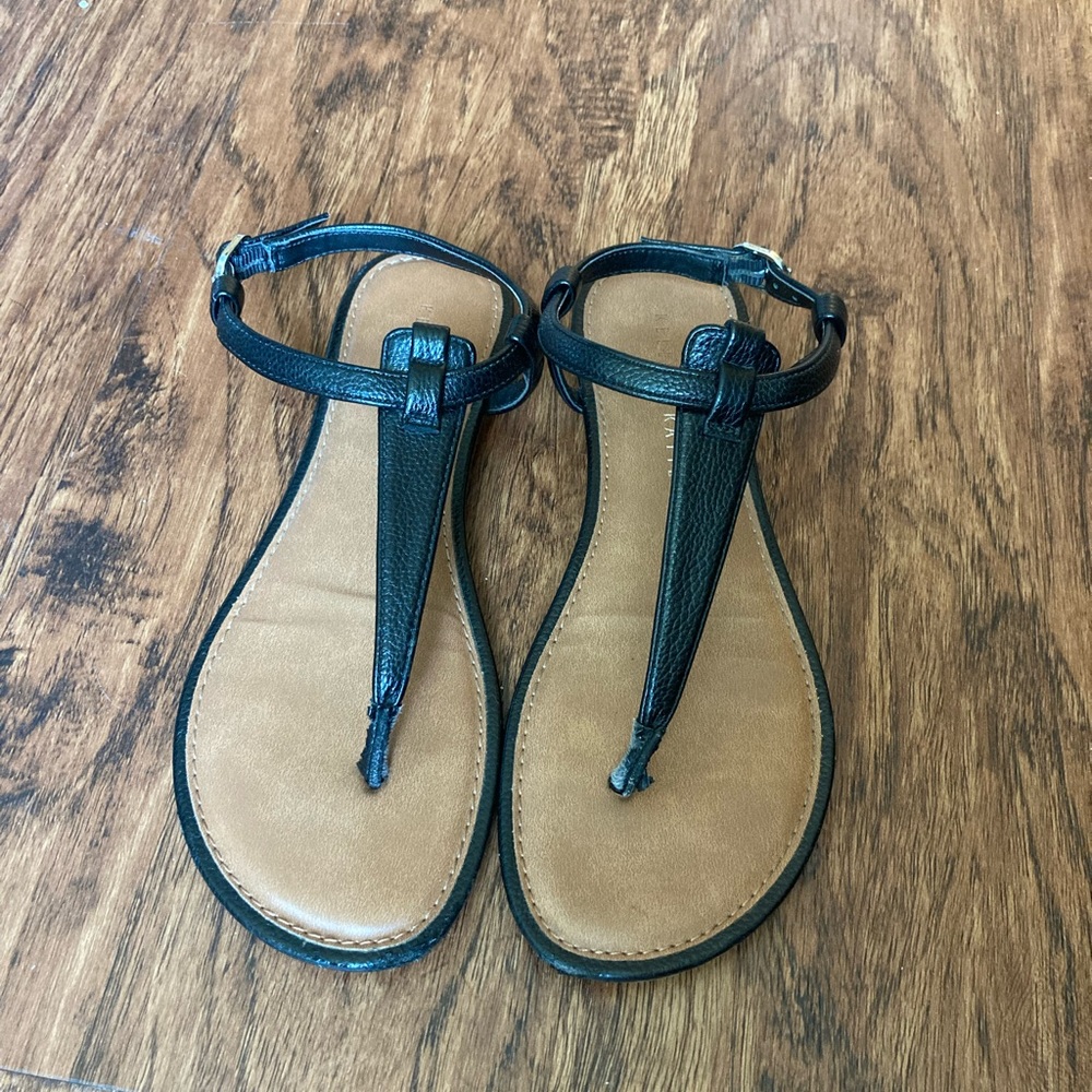 Black flat sandals